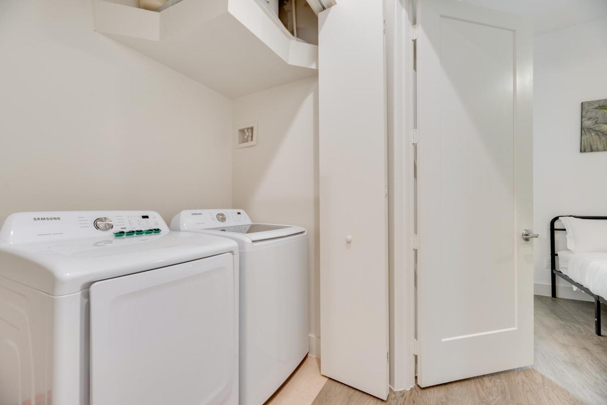 Snazzy Loft Style 2Br I Gym I Parking I Workspace Dallas Exterior foto